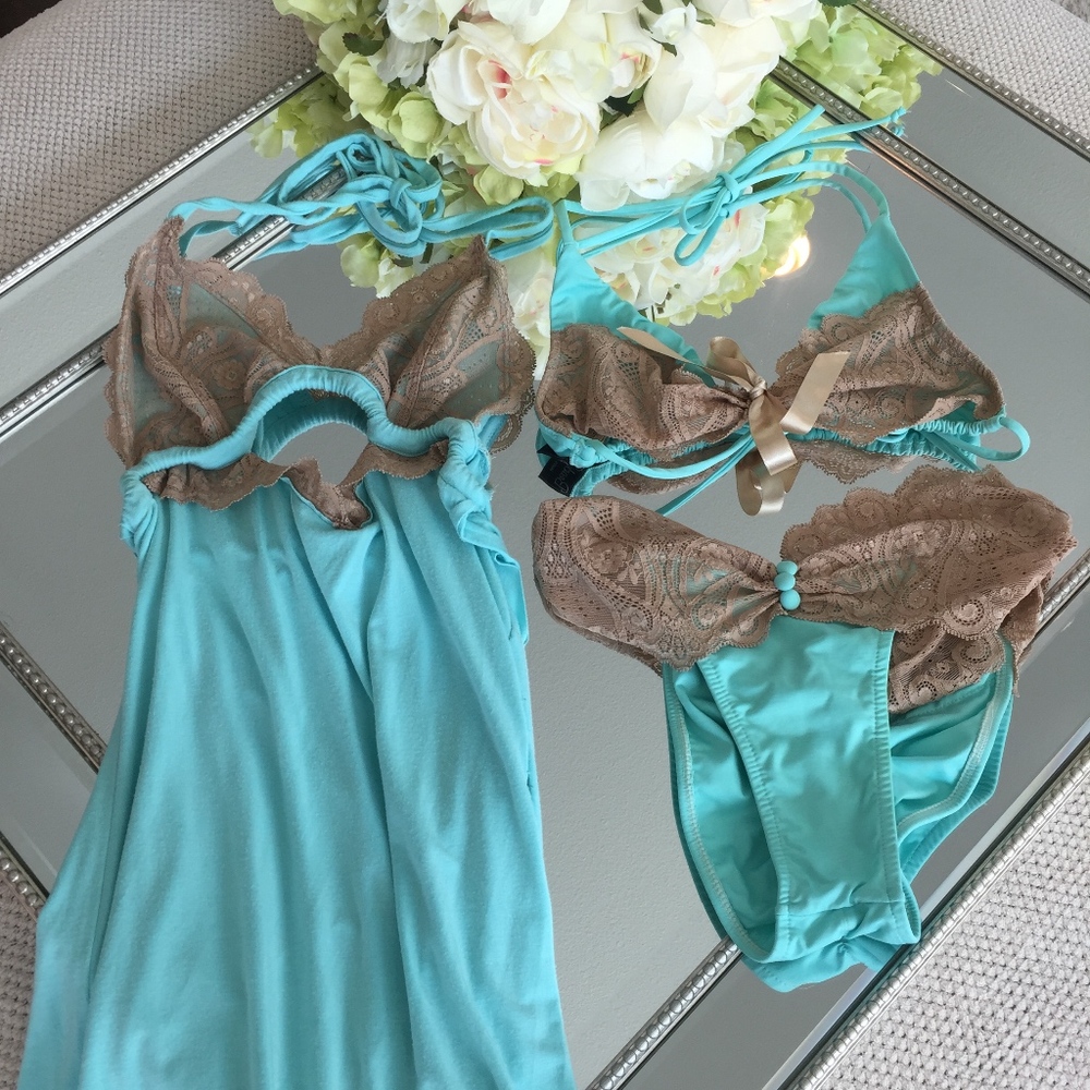 SOLD! Beach Bunny Sweet Escape Set Bikini Dress - Picture 2 of 12